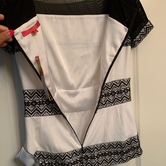 Black & White Catherine Maladrino Lace Blouse | Size 0 - Picture 6 of 9